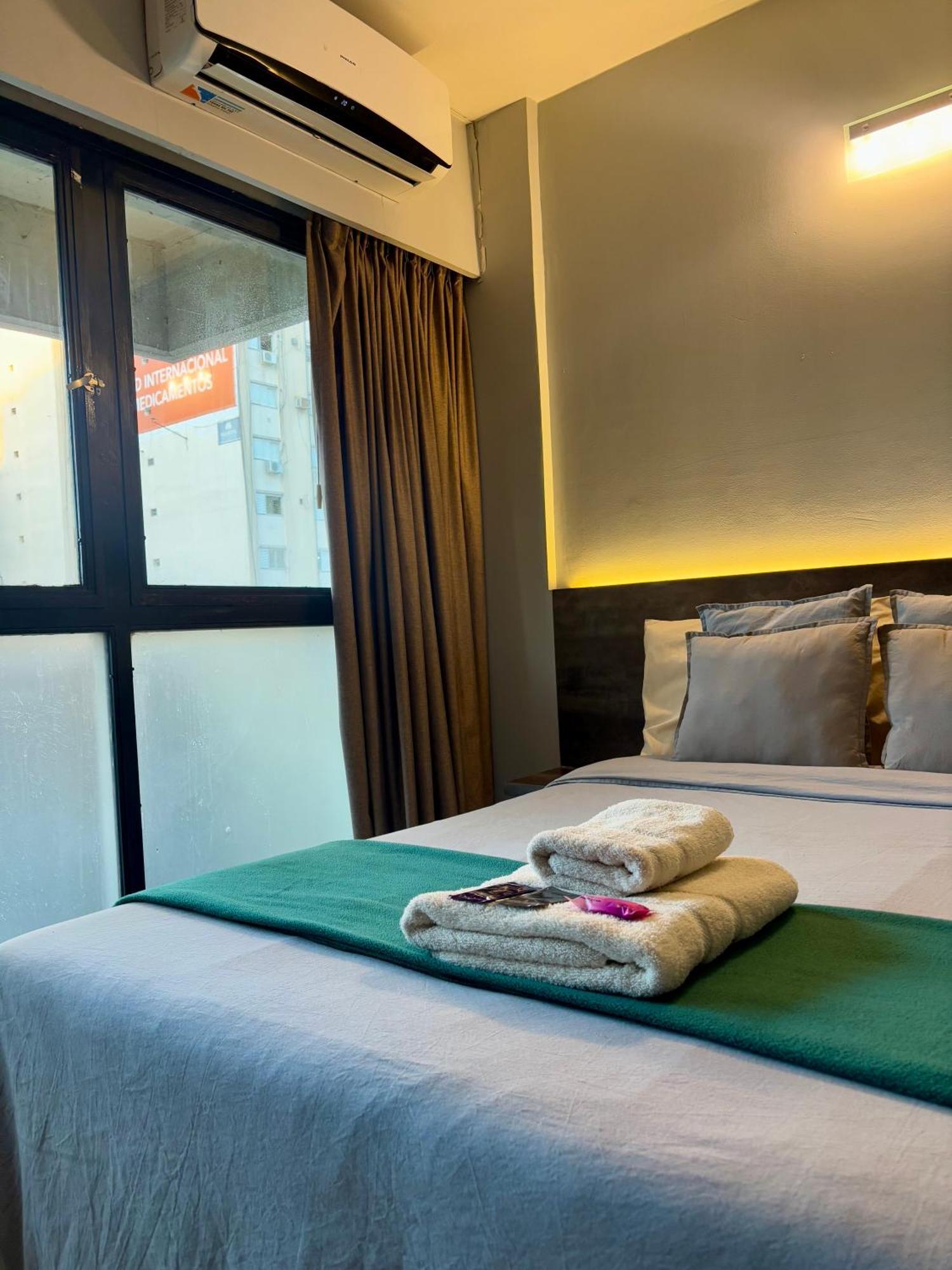 Apartahotel Av *